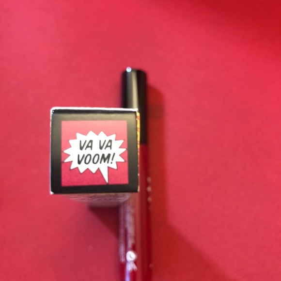 Thebalm read my lips vava voom - Picture 2 of 2